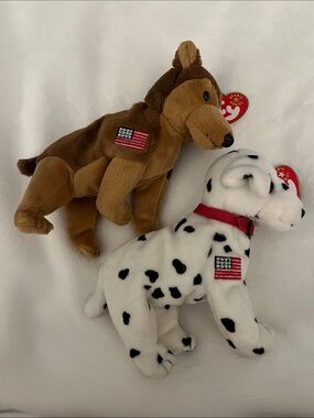 TY Beanie Baby Rescue and Courage 9/11 Memorial Dogs Set